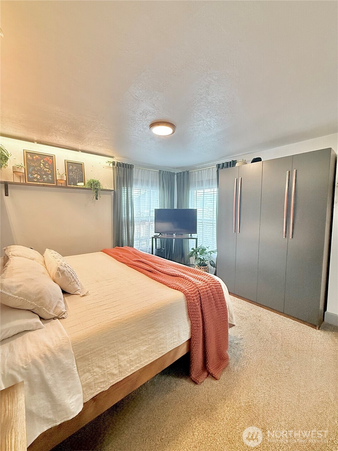 411 Ash Street Property Photo 14