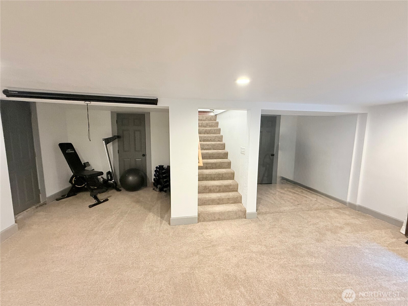 411 Ash Street Property Photo 30