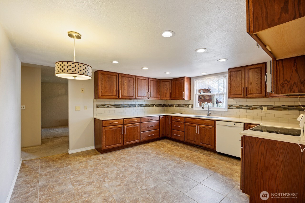 5207 Nw Painted Hills Road Property Photo 12