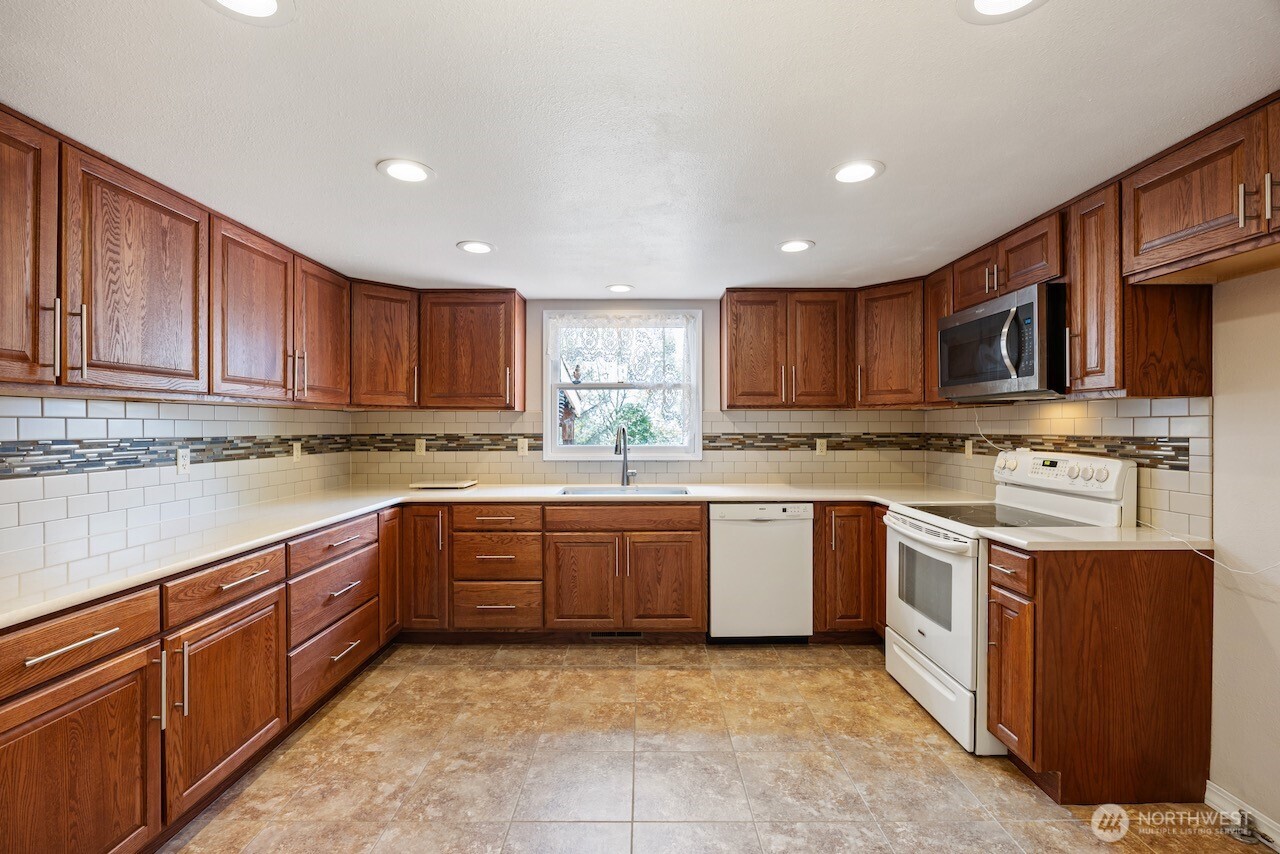 5207 Nw Painted Hills Road Property Photo 13