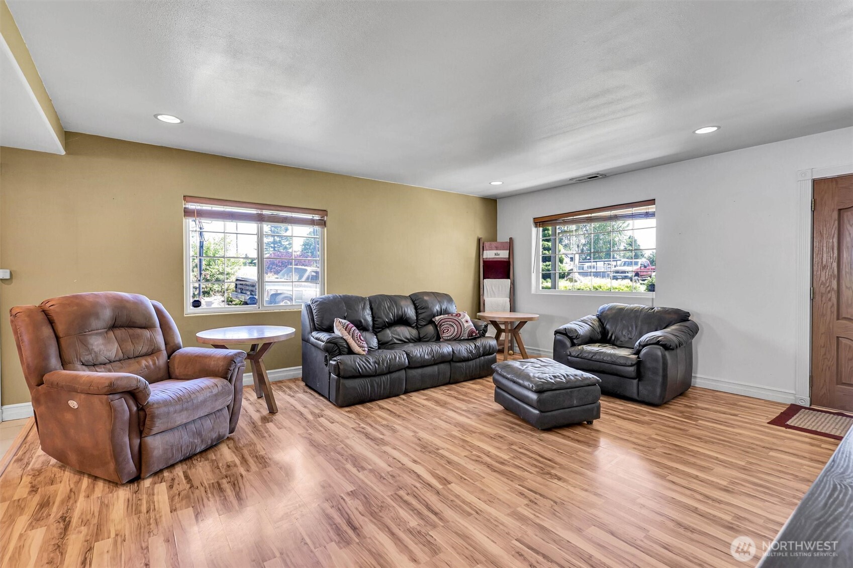 1519 95th Street Property Photo 6