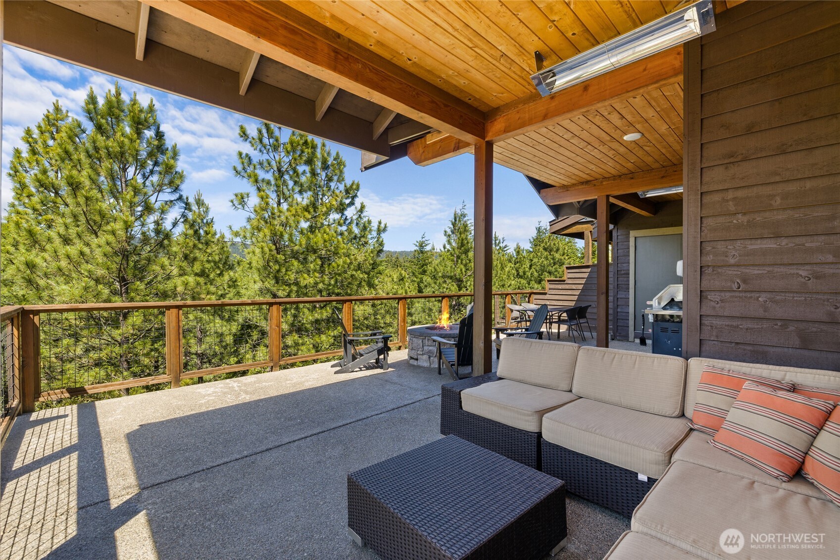 137 Big Hill Drive Property Photo 14