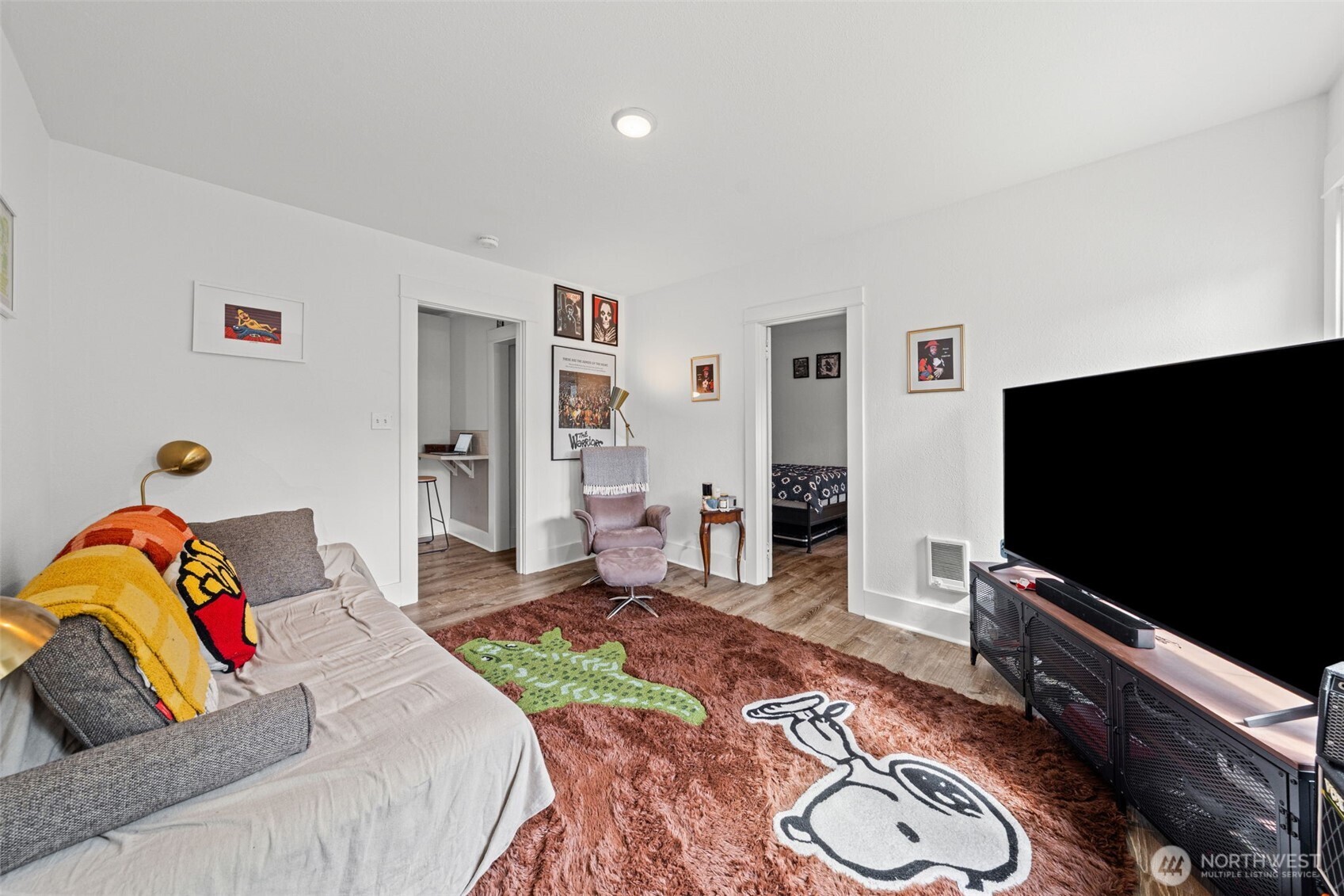 2102 -2108 N Oakes Street Property Photo 16