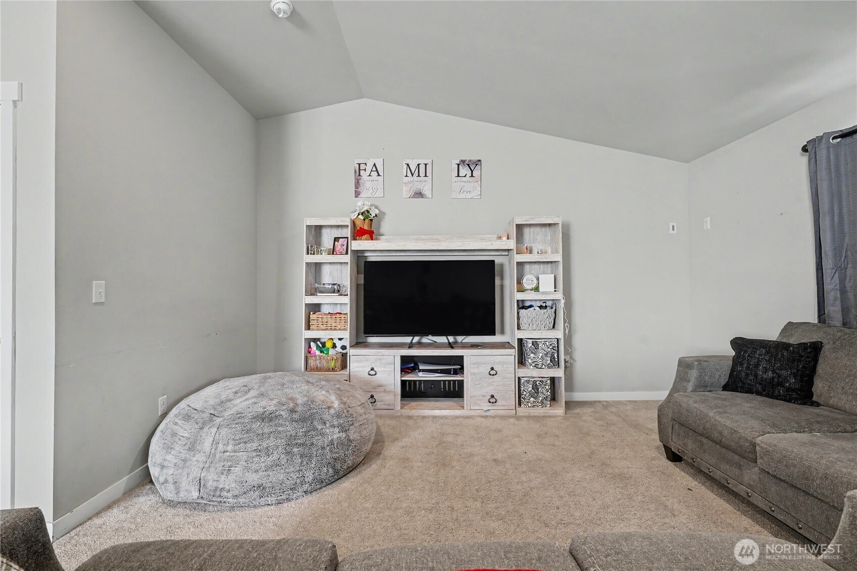 24 Parkside Loop Property Photo 18
