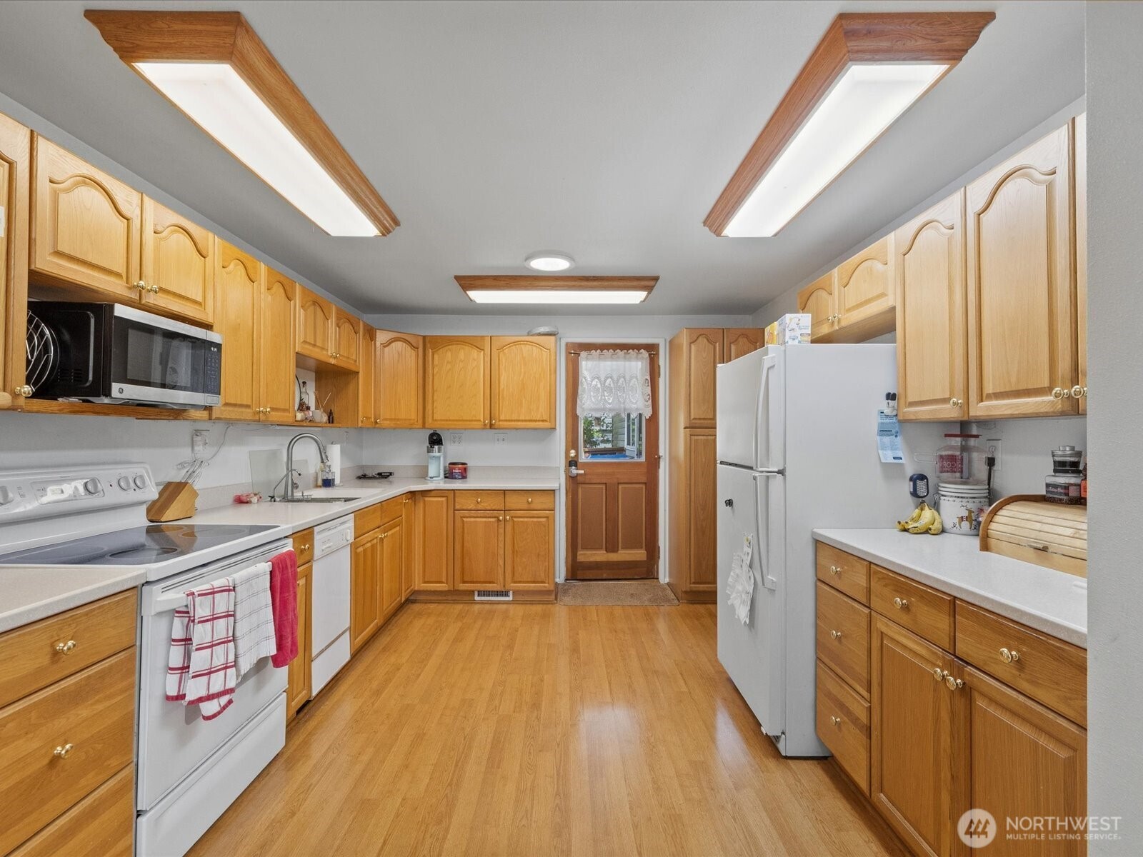 2345 N 130th Street Property Photo 10
