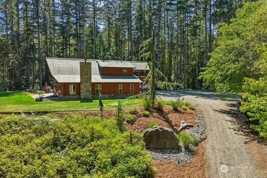 5154 Strider Road Property Photo 3