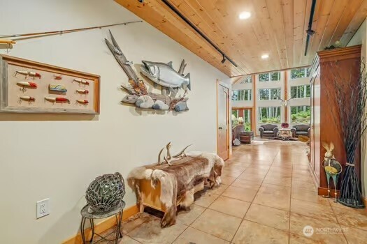 5154 Strider Road Property Photo 9