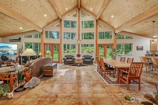 5154 Strider Road Property Photo 10