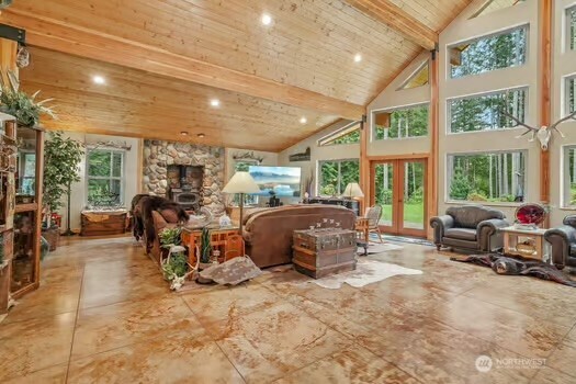 5154 Strider Road Property Photo 11