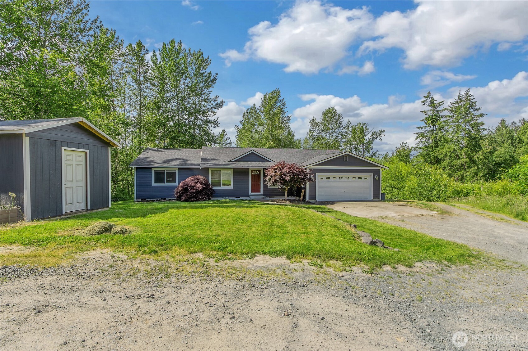12311 Holtz Road Property Photo 3