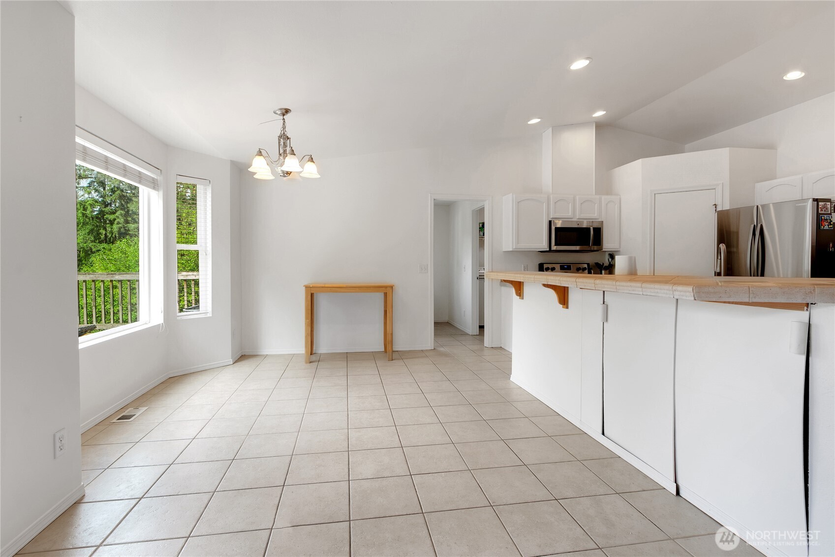 12311 Holtz Road Property Photo 20