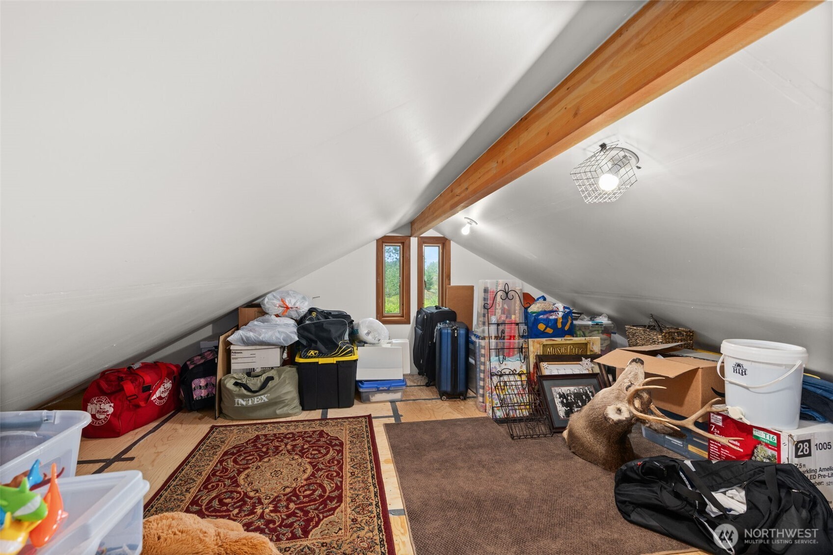 1090 Middle Fork Road Property Photo 14