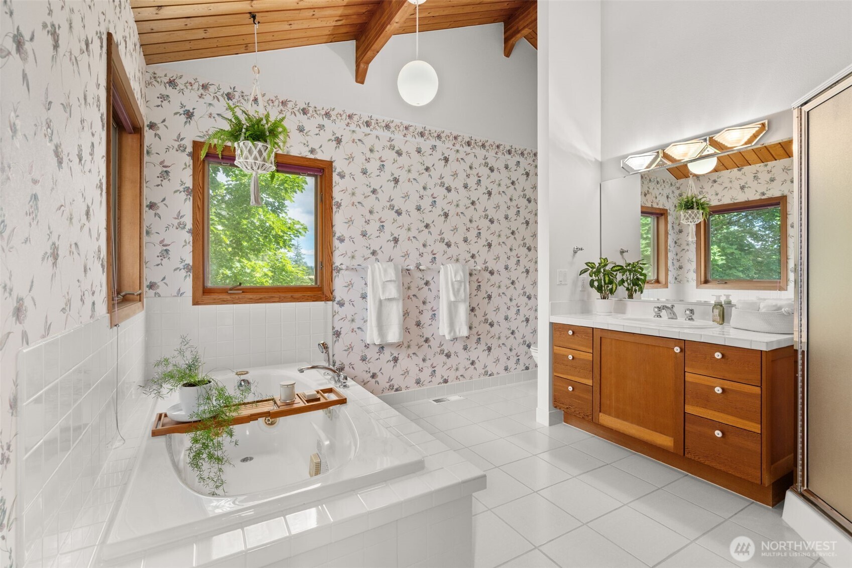 1090 Middle Fork Road Property Photo 15