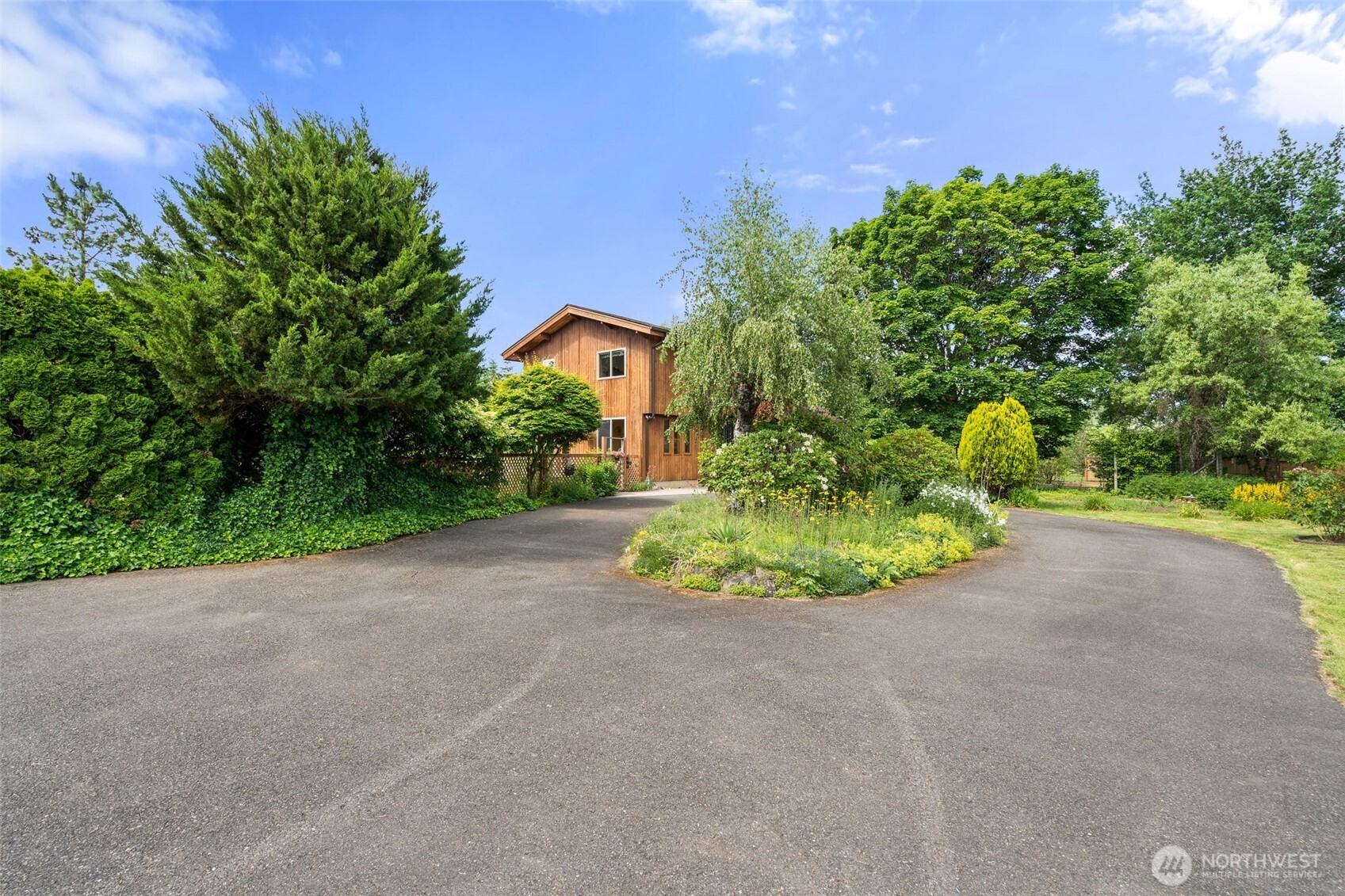 1090 Middle Fork Road Property Photo 32