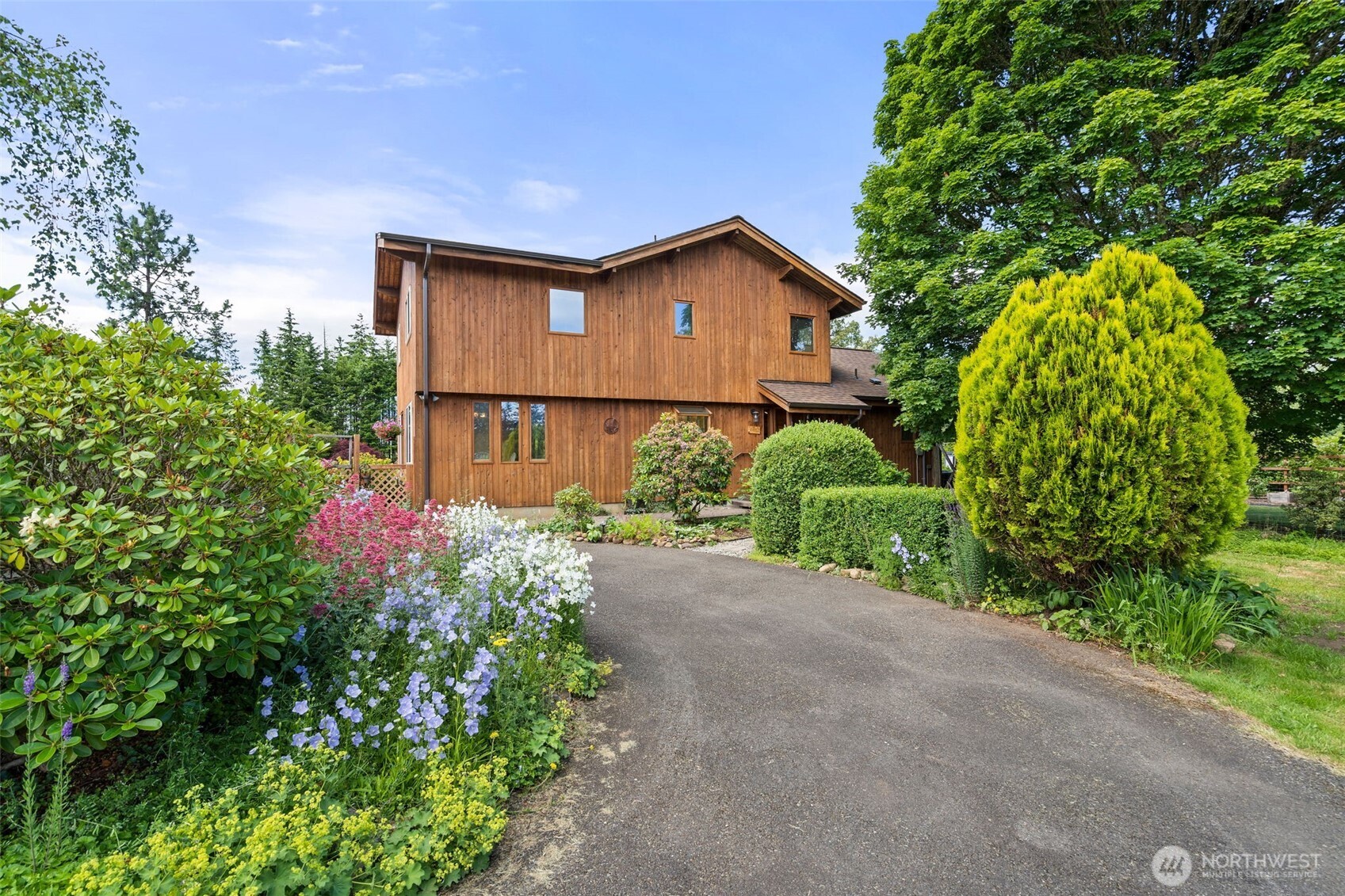 1090 Middle Fork Road Property Photo 33