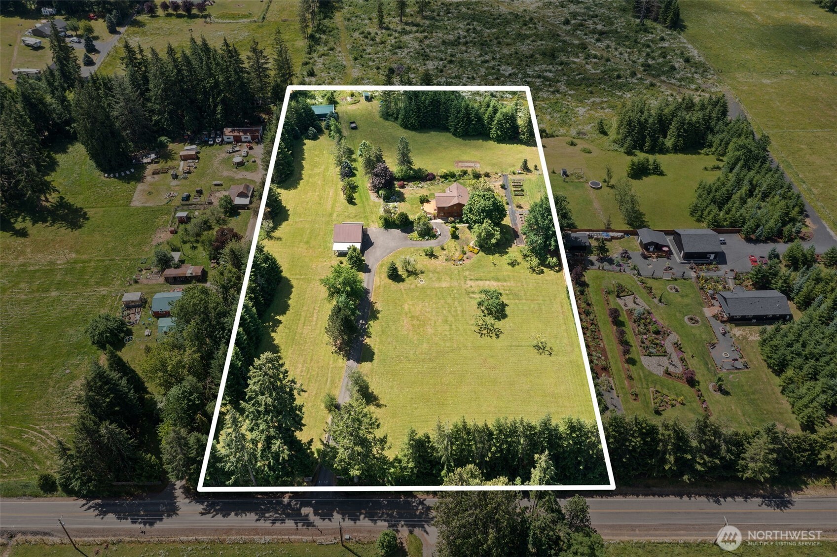 1090 Middle Fork Road Property Photo 35