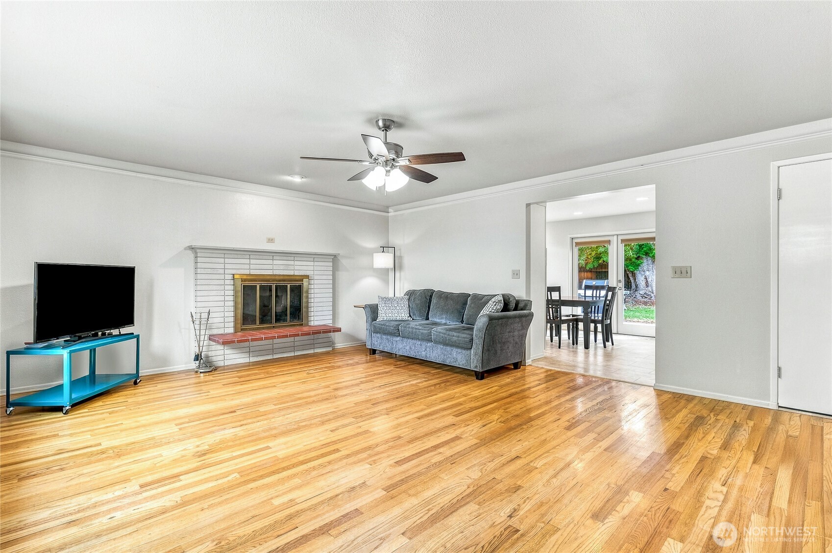 2016 Crawford Drive Property Photo 2