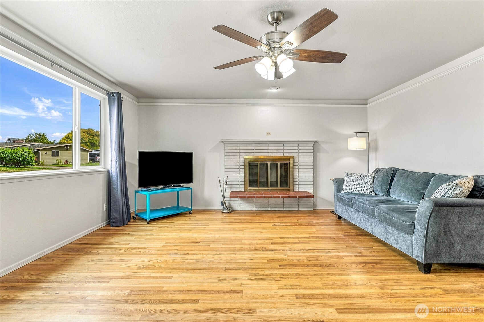 2016 Crawford Drive Property Photo 3