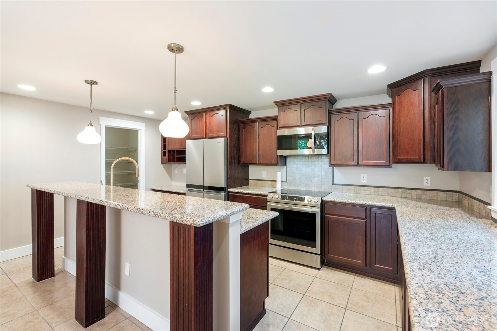 5633 Lake Saint Clair Drive Property Photo 25
