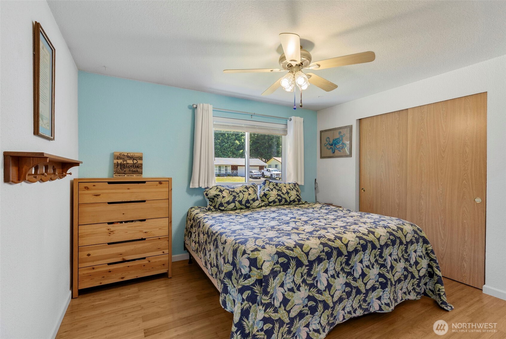 141 Ne Mahonia Drive Property Photo 21