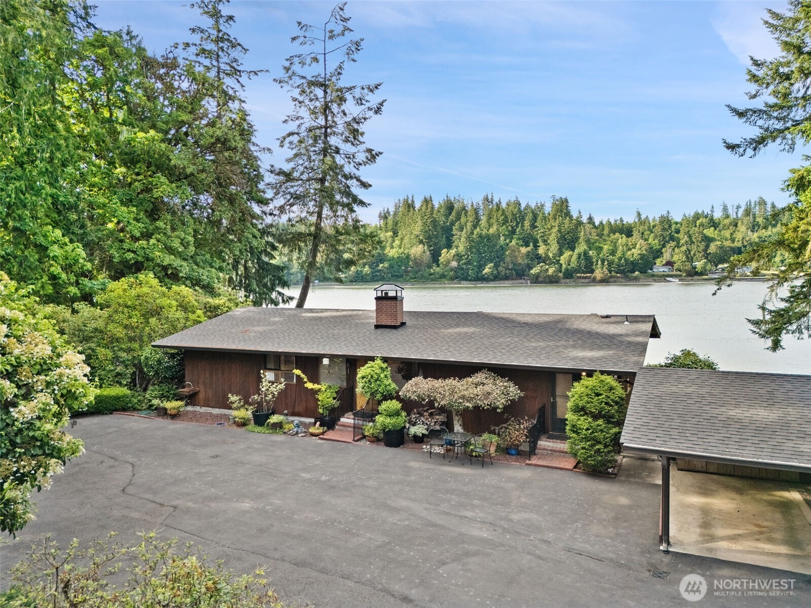 2540992 Property Photo 5