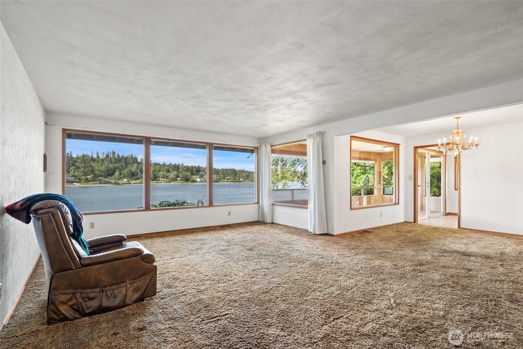 2540992 Property Photo 9