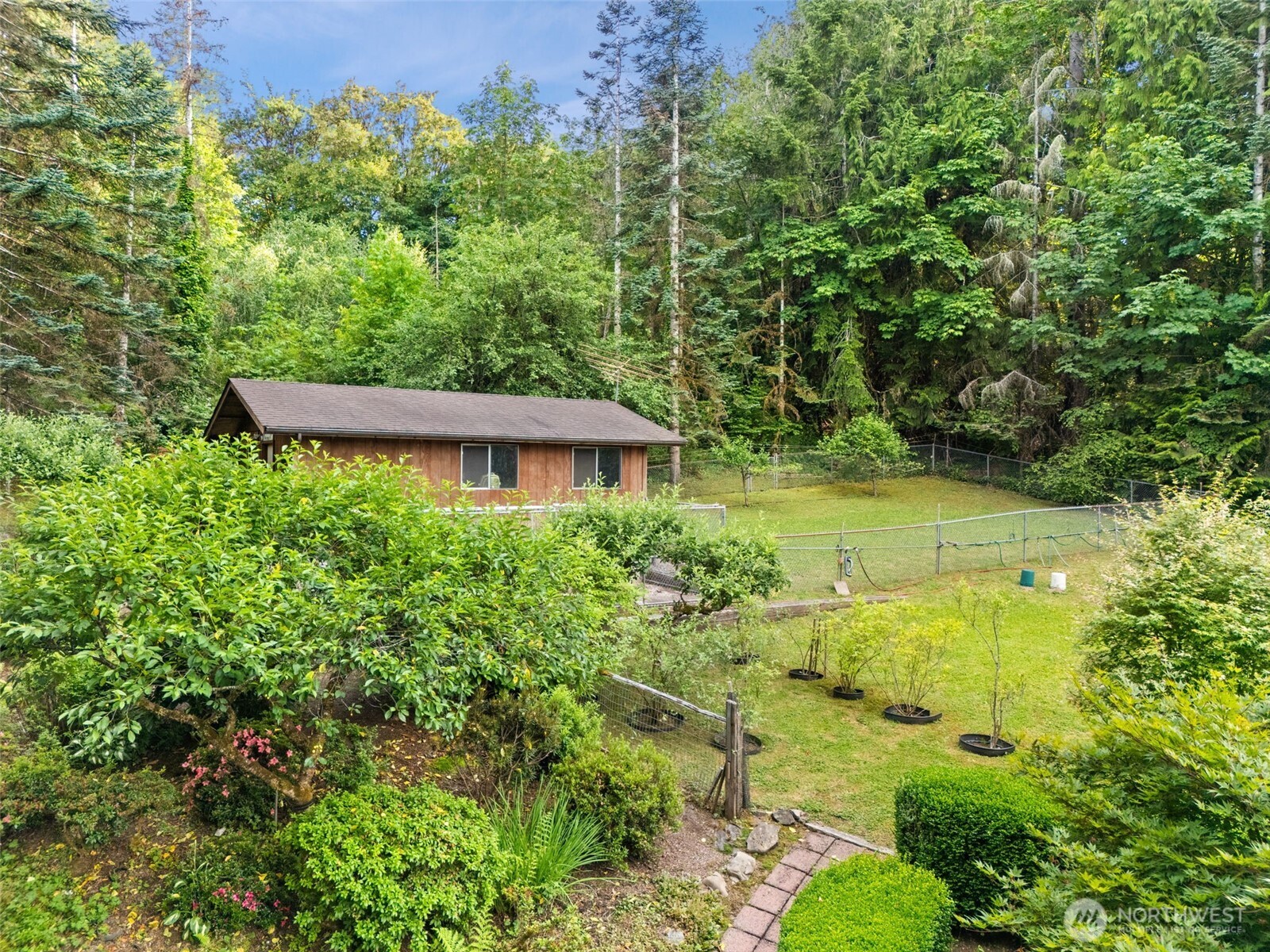 2540992 Property Photo 28