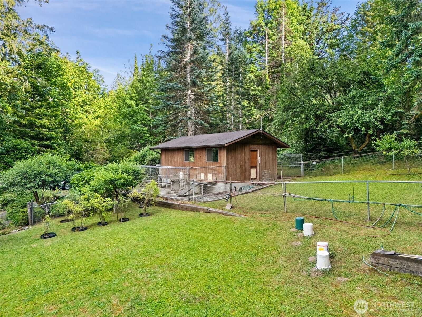 2540992 Property Photo 29