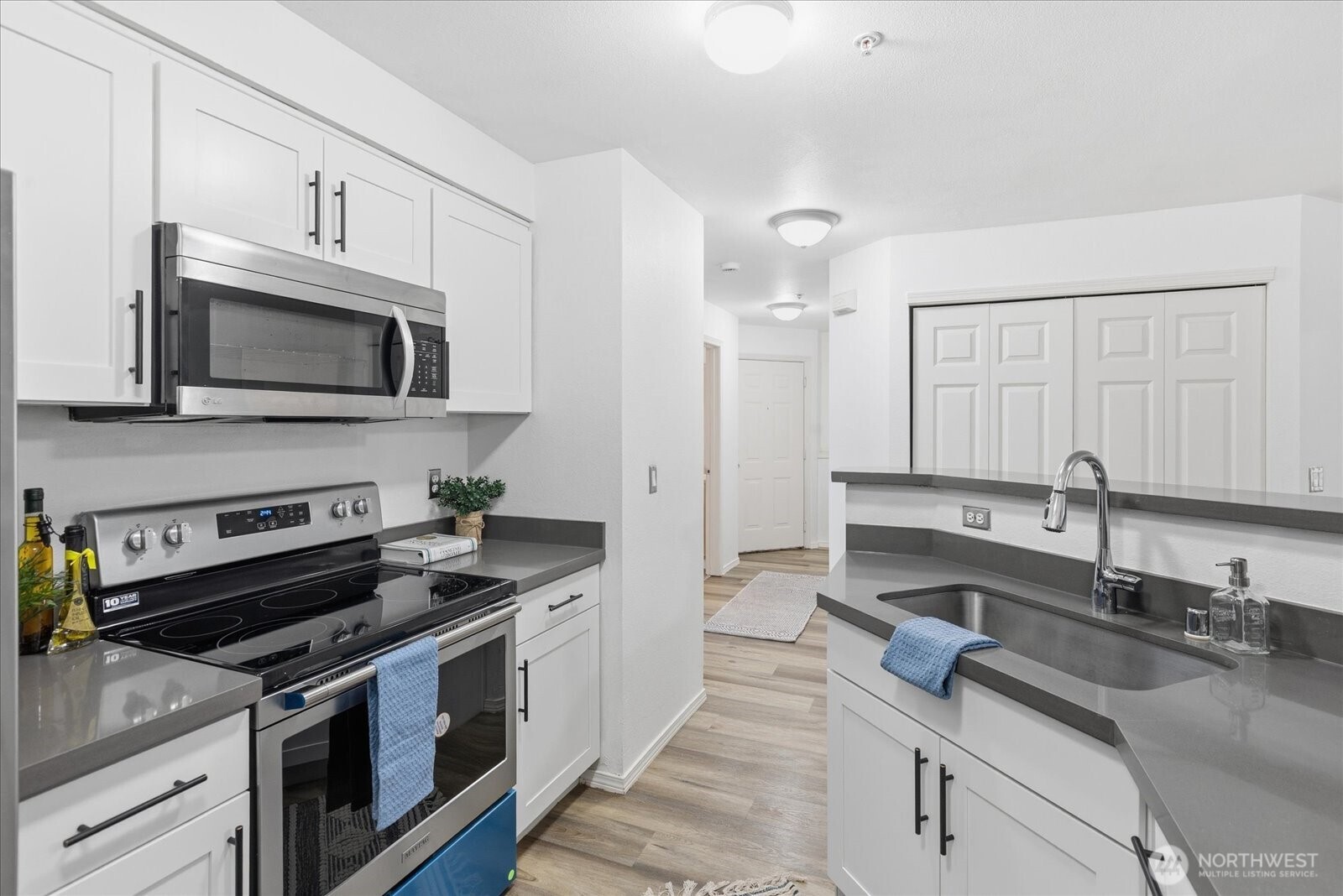 727 114th Street X202 Property Photo 13