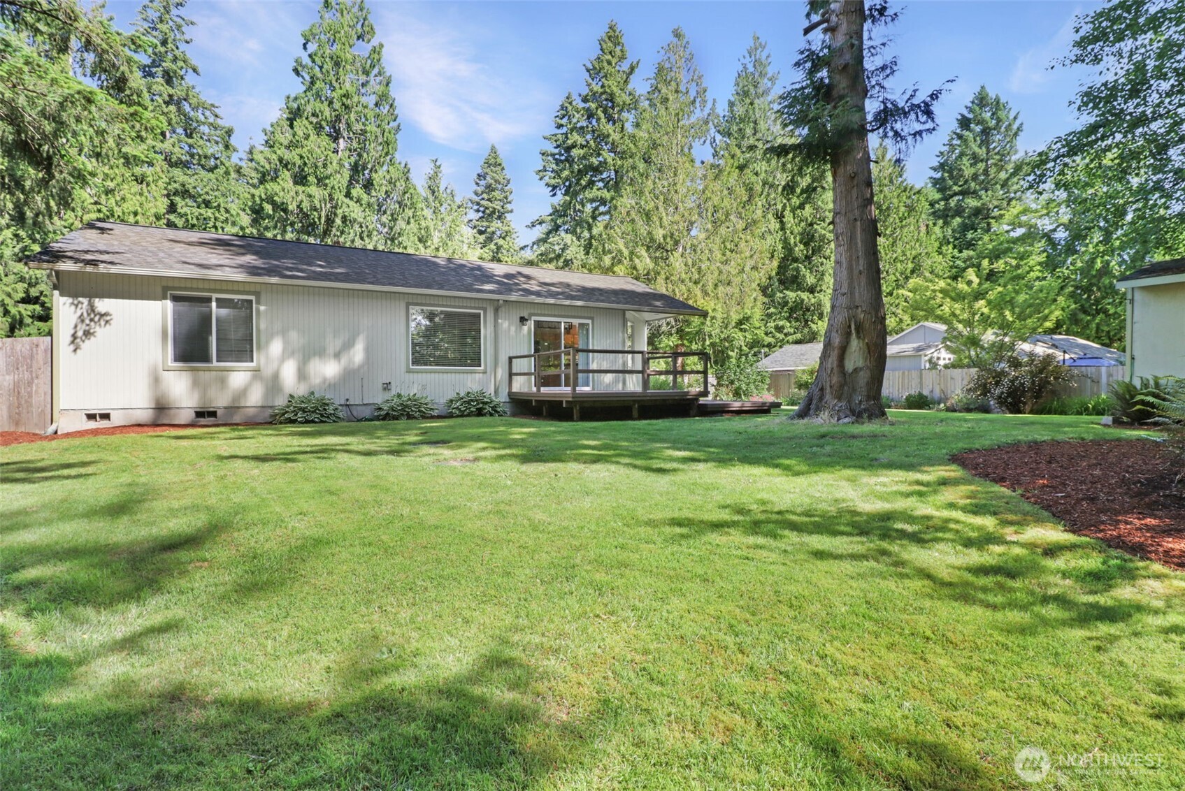 15626 Lindsay Road Property Photo 10