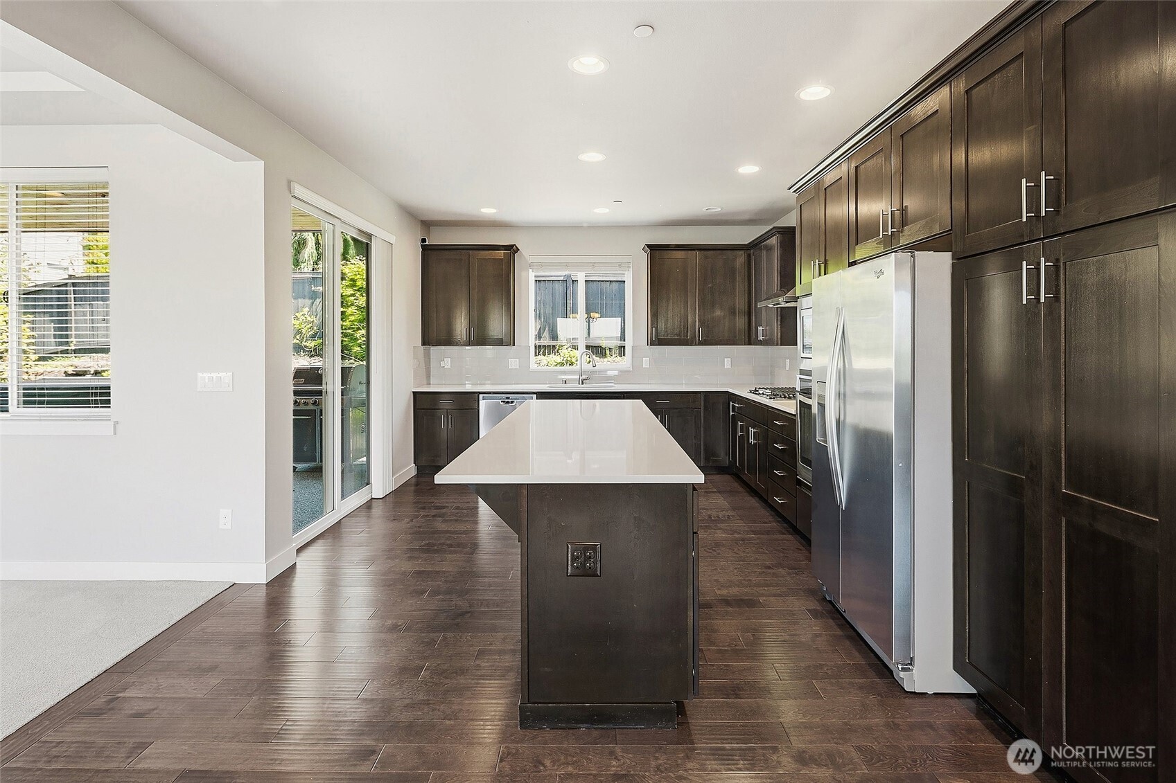 6028 37th Place Property Photo 10