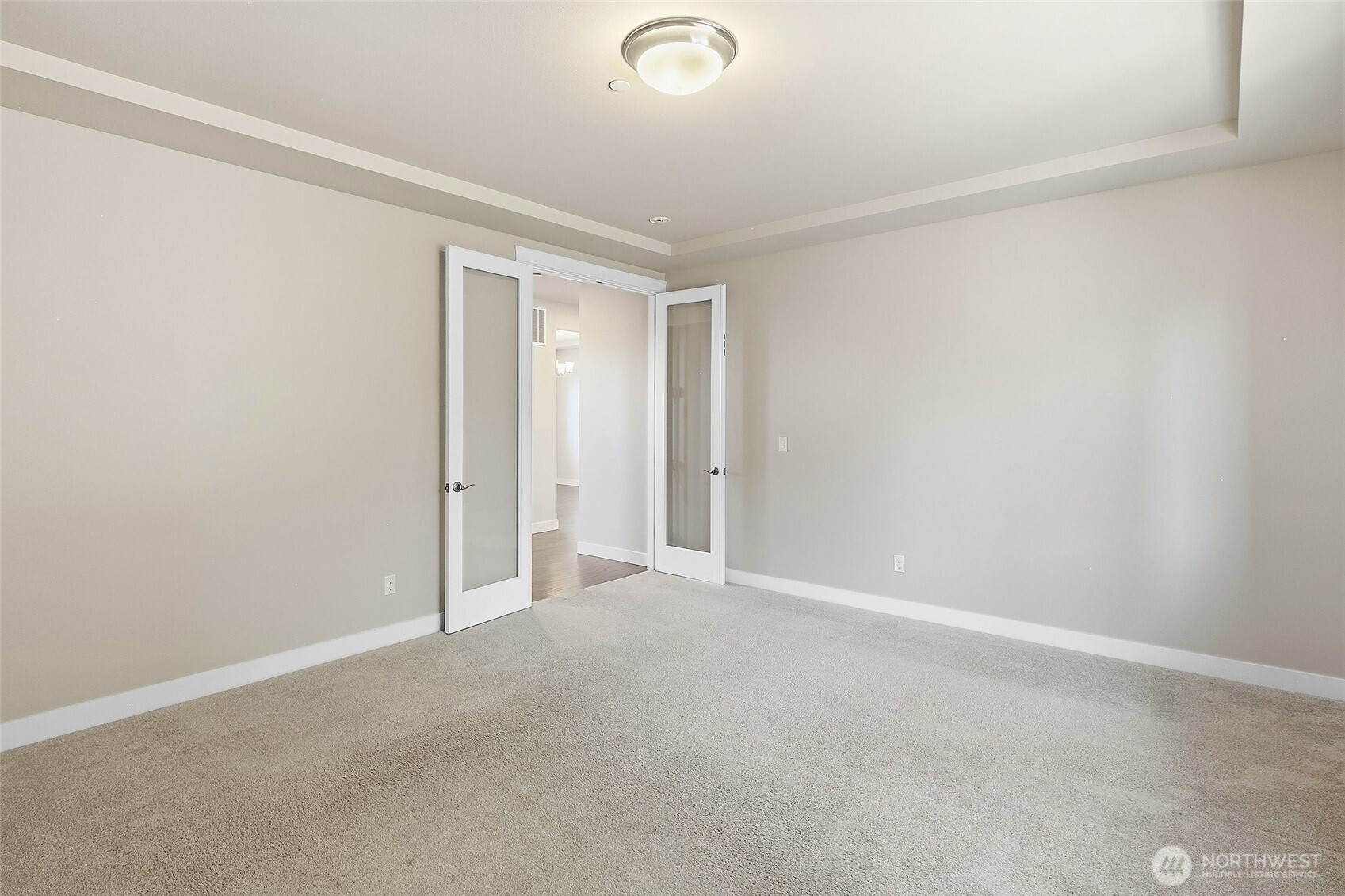 6028 37th Place Property Photo 13