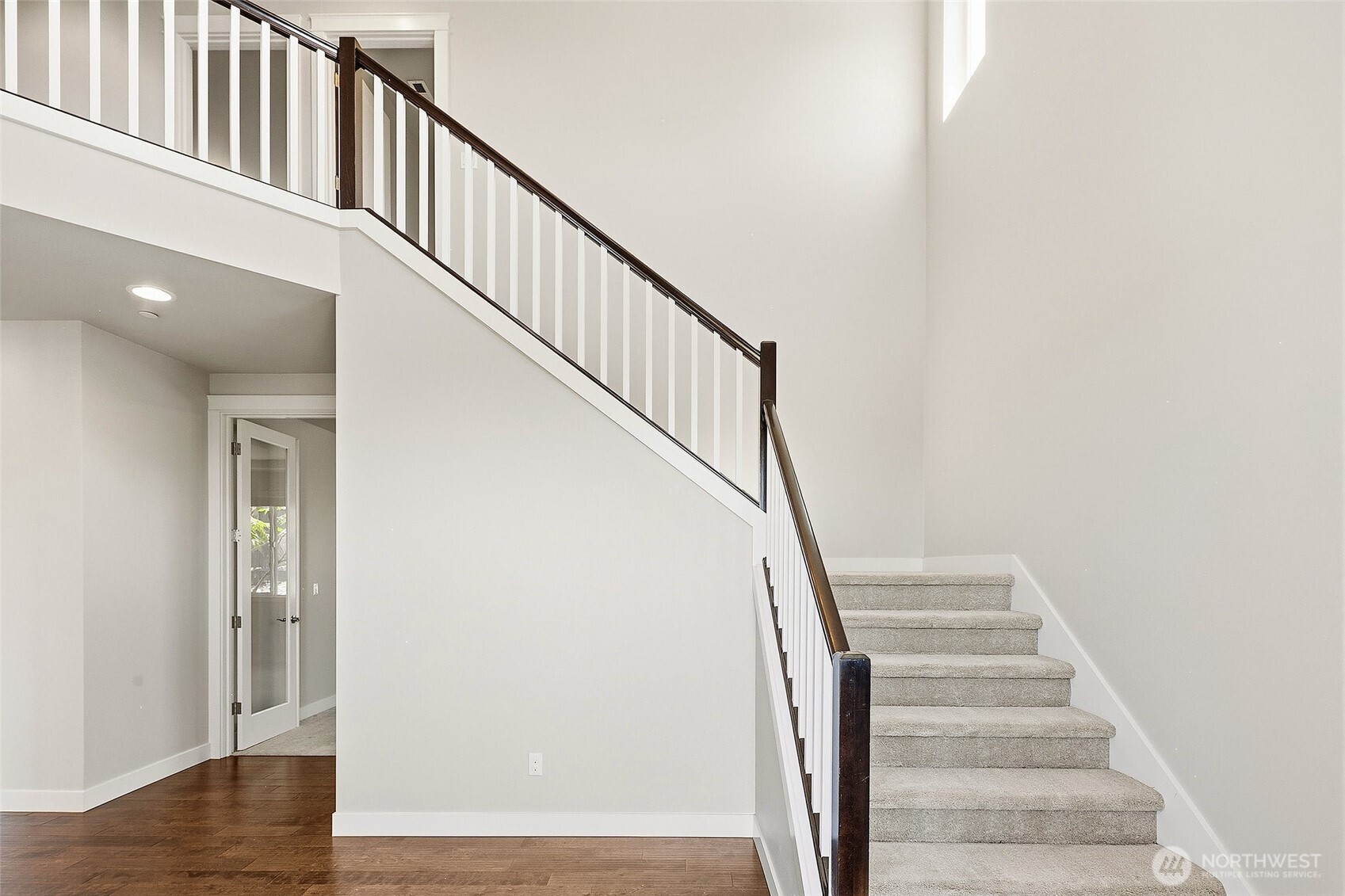 6028 37th Place Property Photo 15