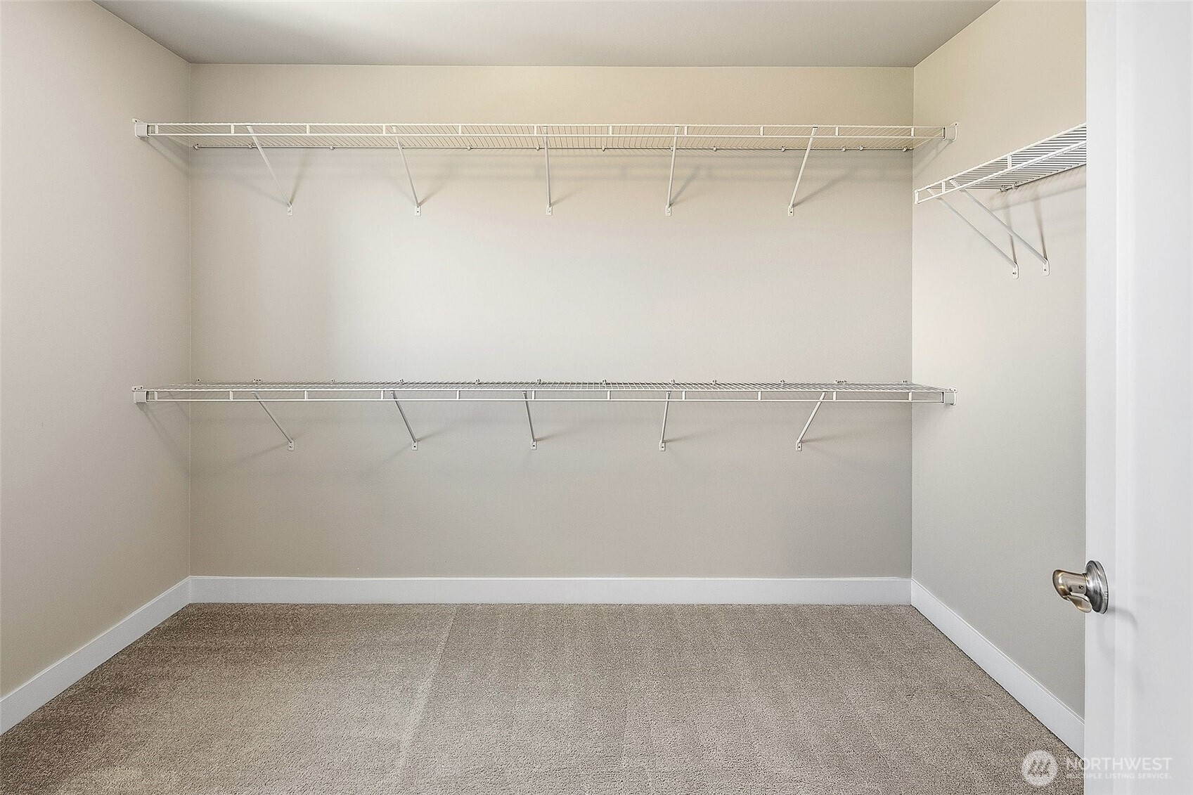 6028 37th Place Property Photo 20