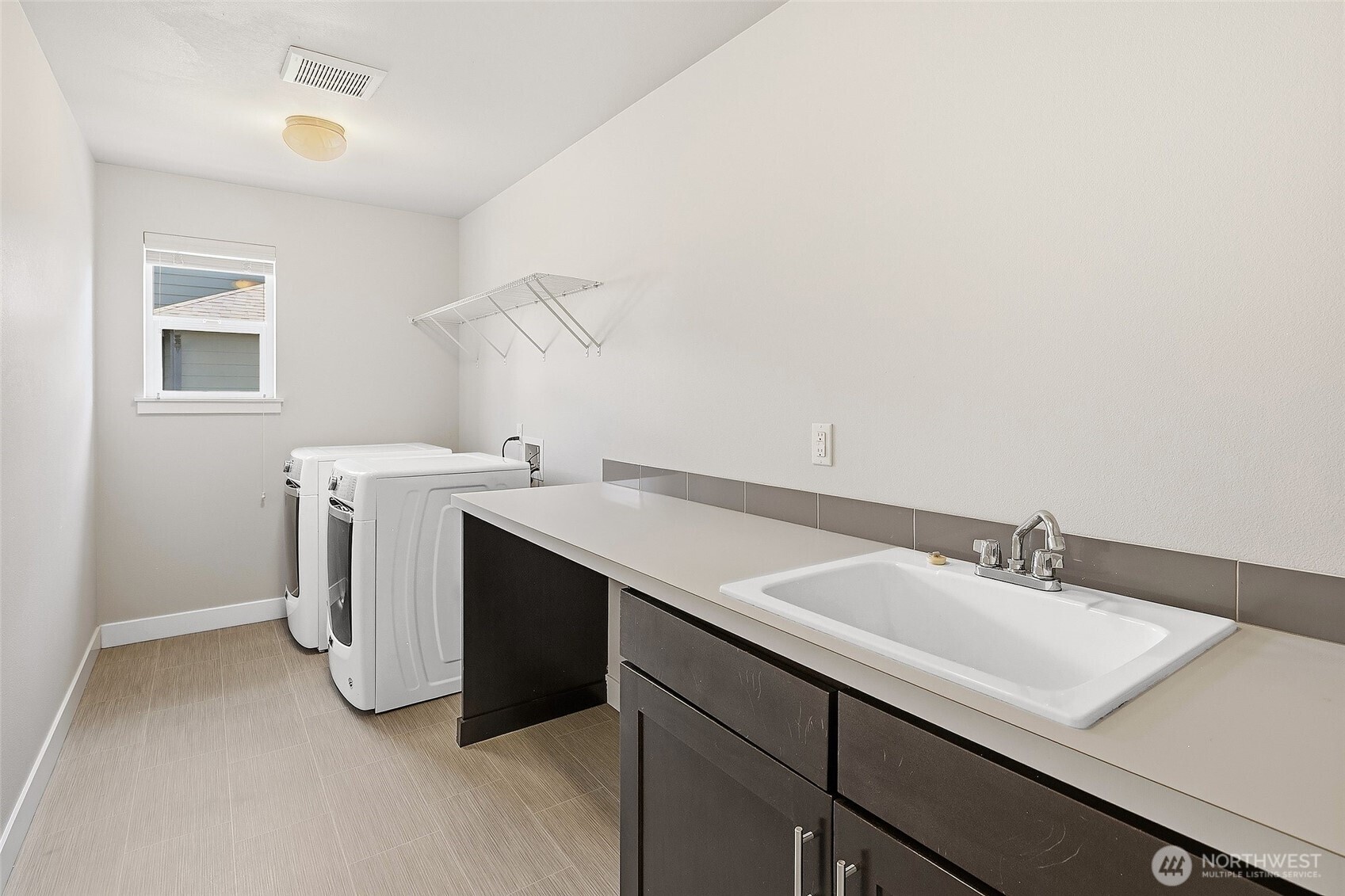 6028 37th Place Property Photo 29