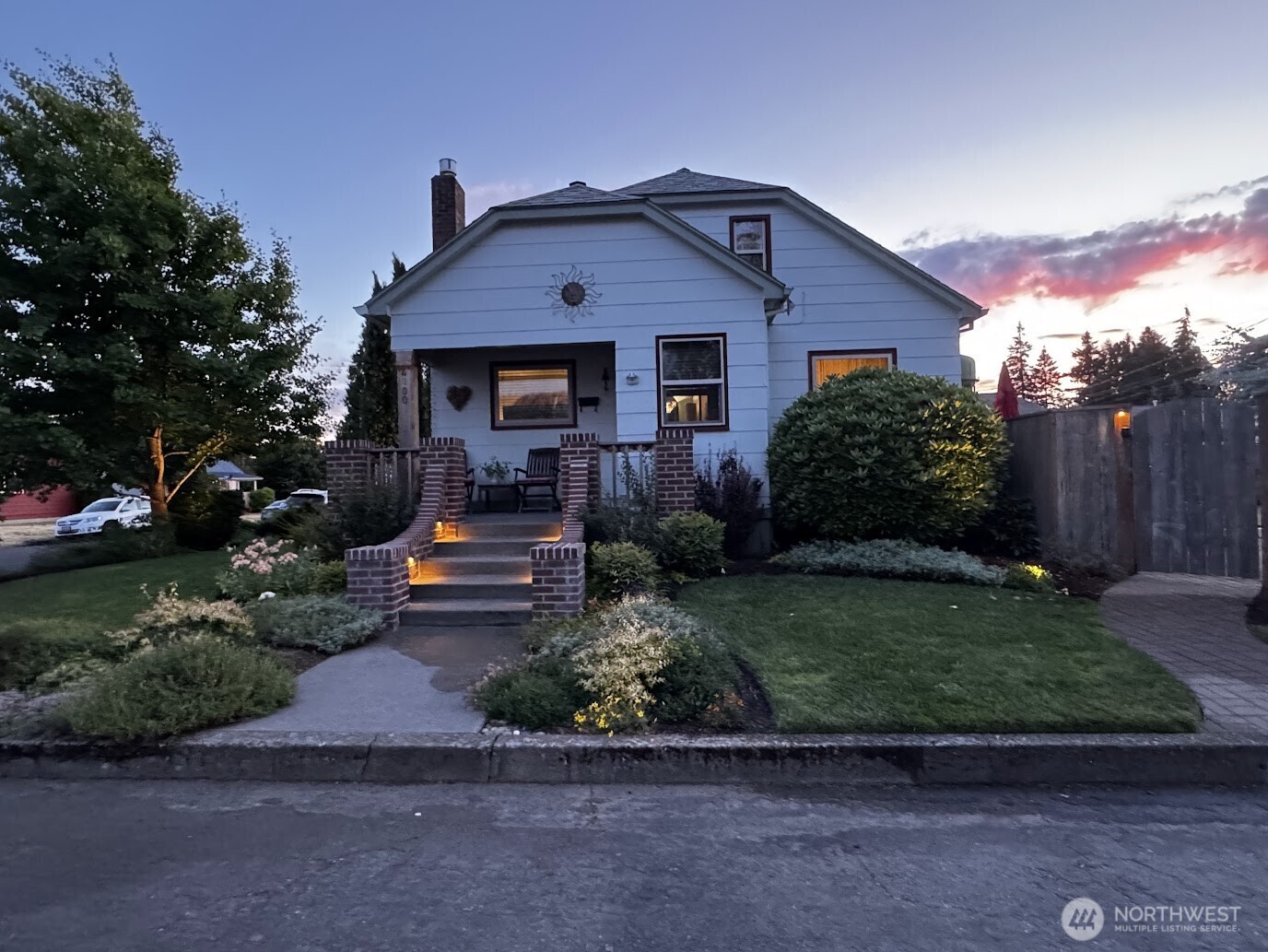 4100 Creston Avenue Property Photo 1
