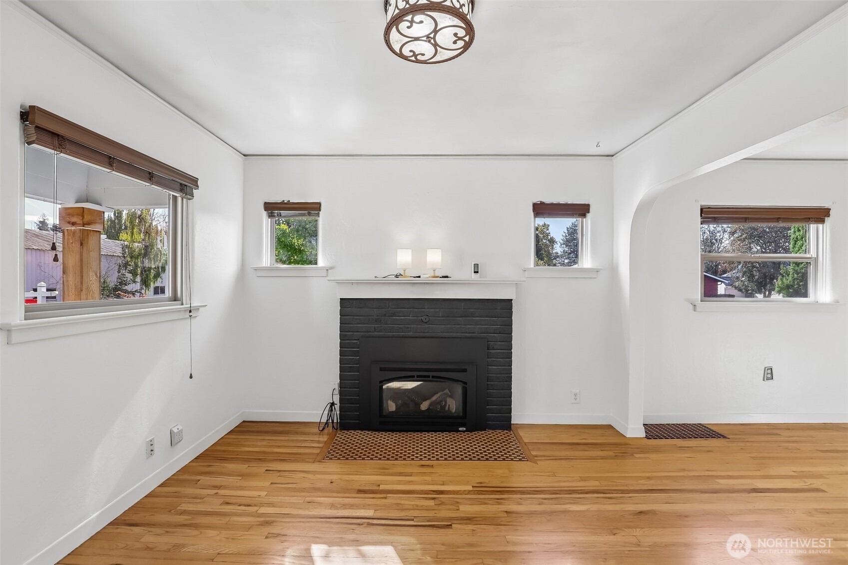 4100 Creston Avenue Property Photo 7