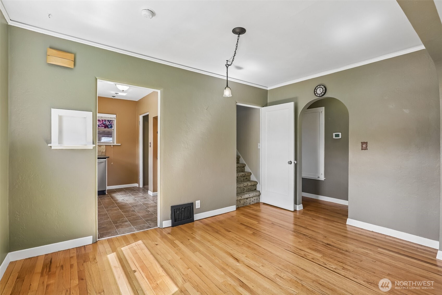 4100 Creston Avenue Property Photo 9