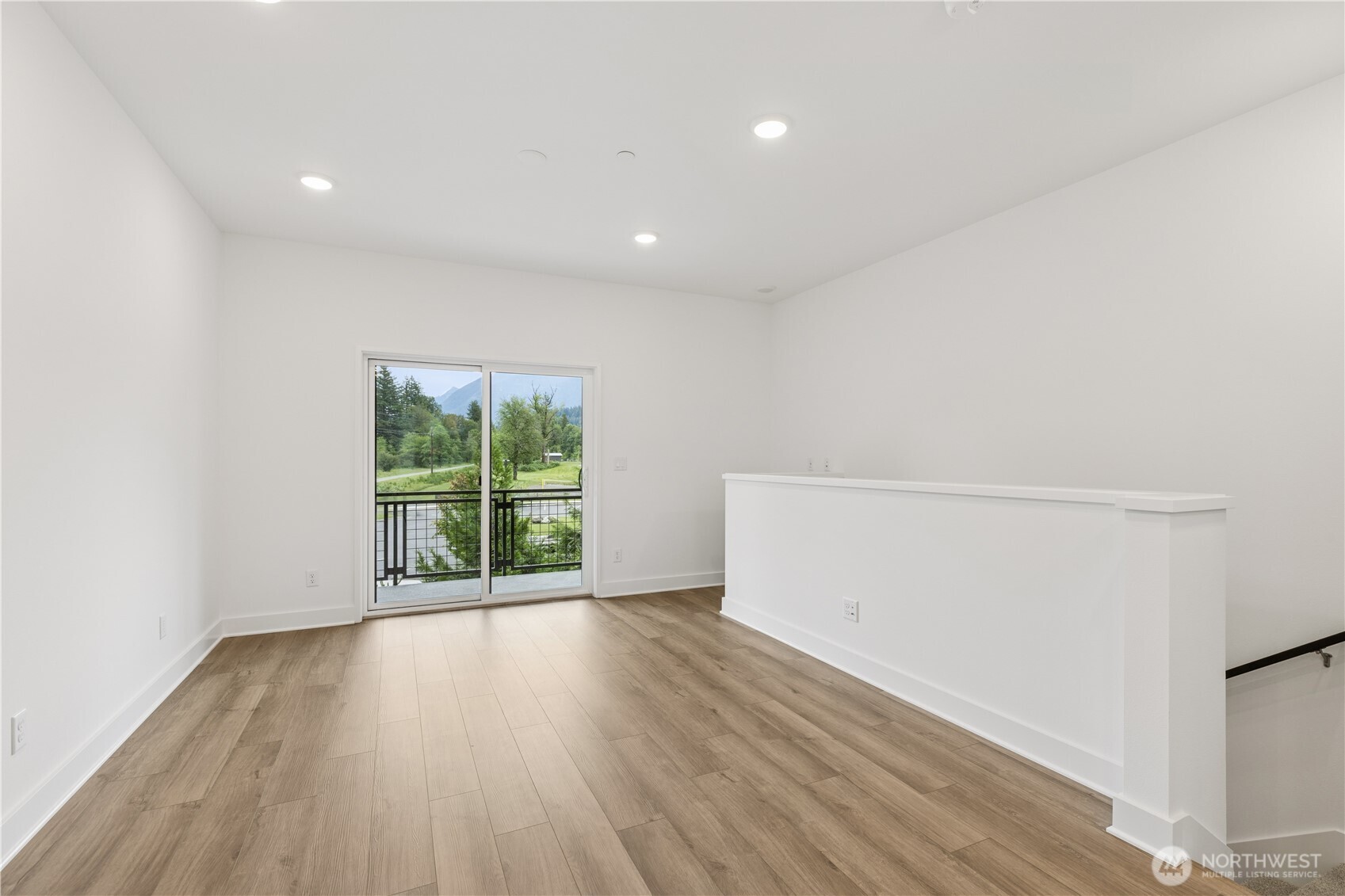 1188 Waterfall Way 1802 Property Photo 5