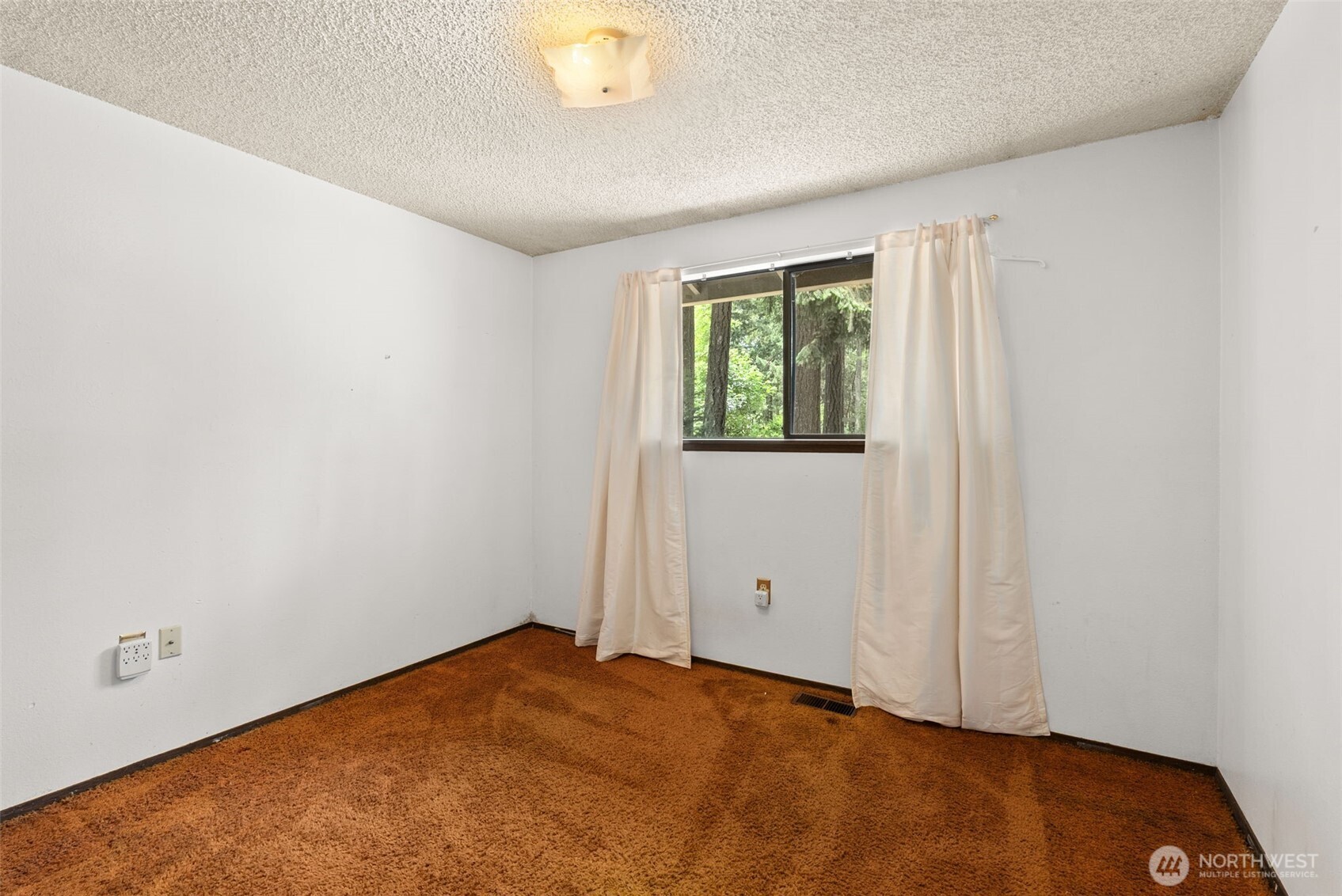 7126 80th Street Property Photo 19