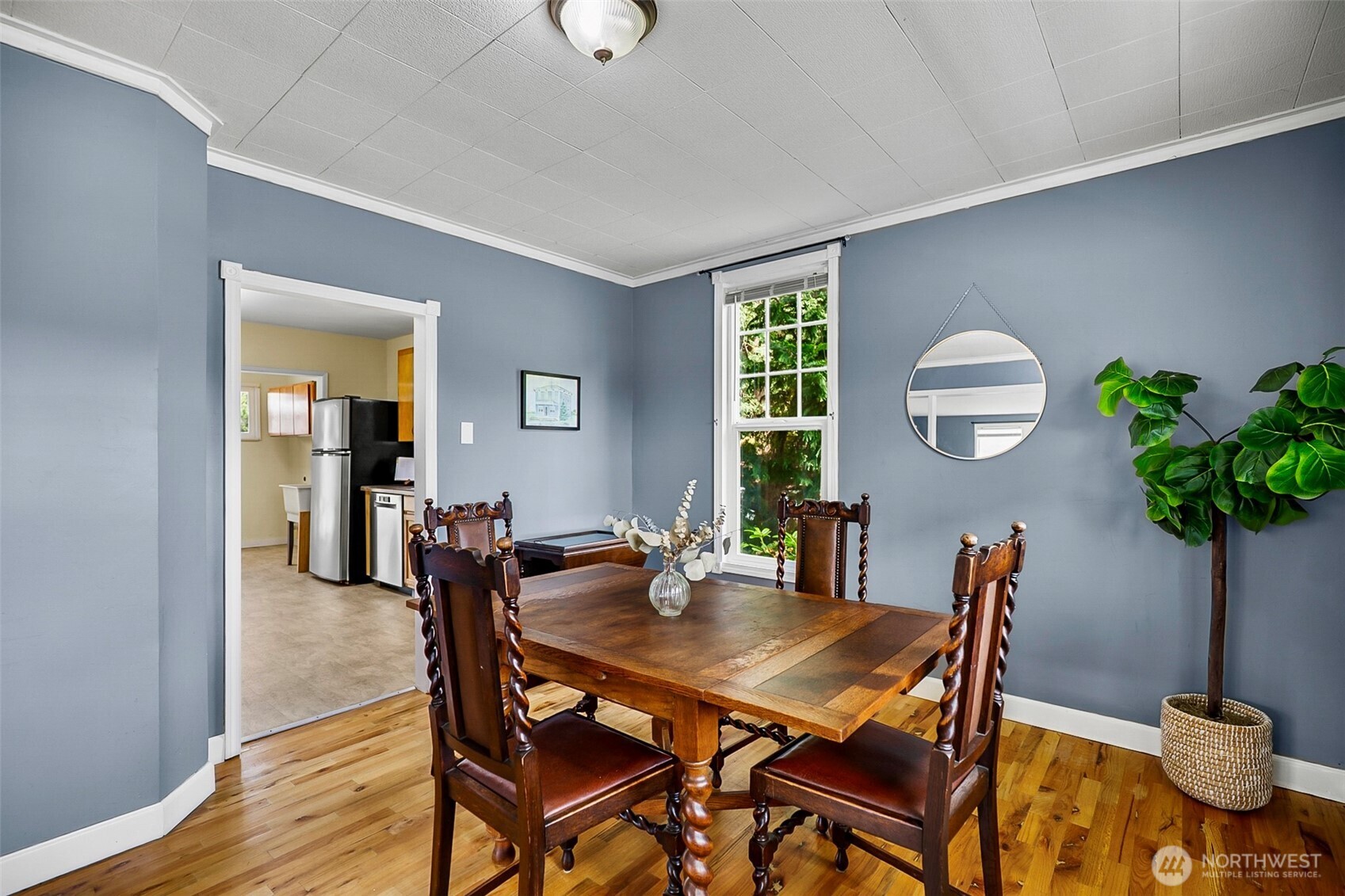 307 3rd Street Property Photo 9