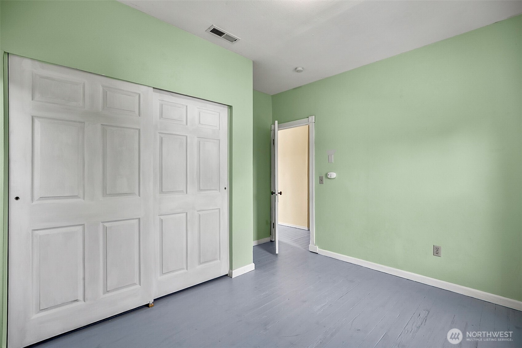307 3rd Street Property Photo 24