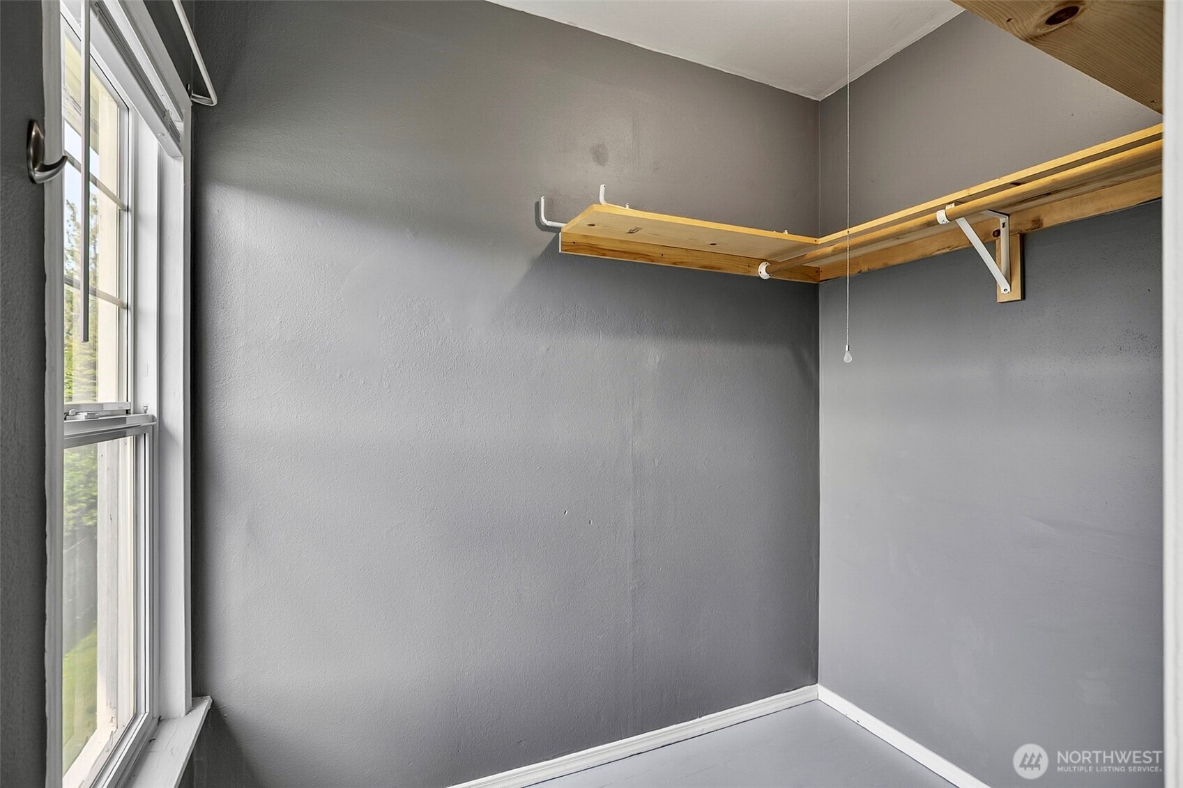 307 3rd Street Property Photo 27