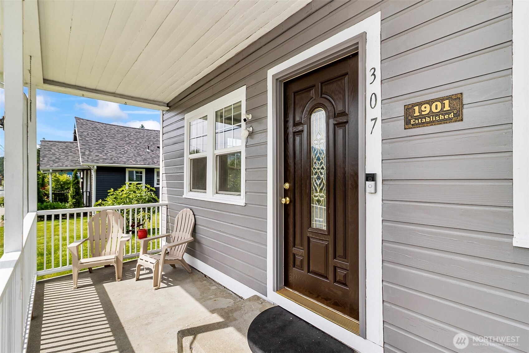 307 3rd Street Property Photo 38