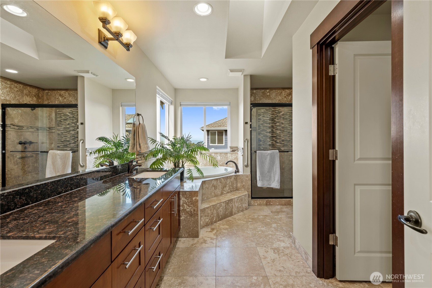 6916 37th Place Property Photo 16