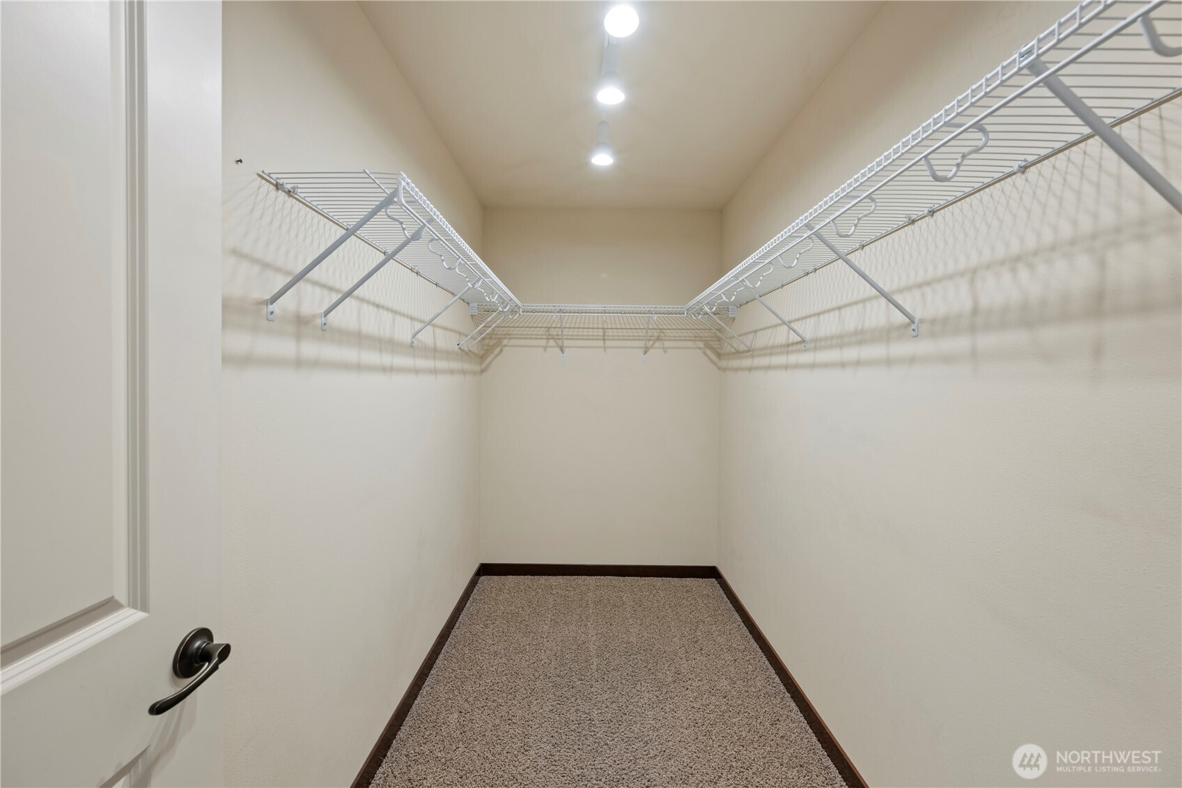 6916 37th Place Property Photo 19