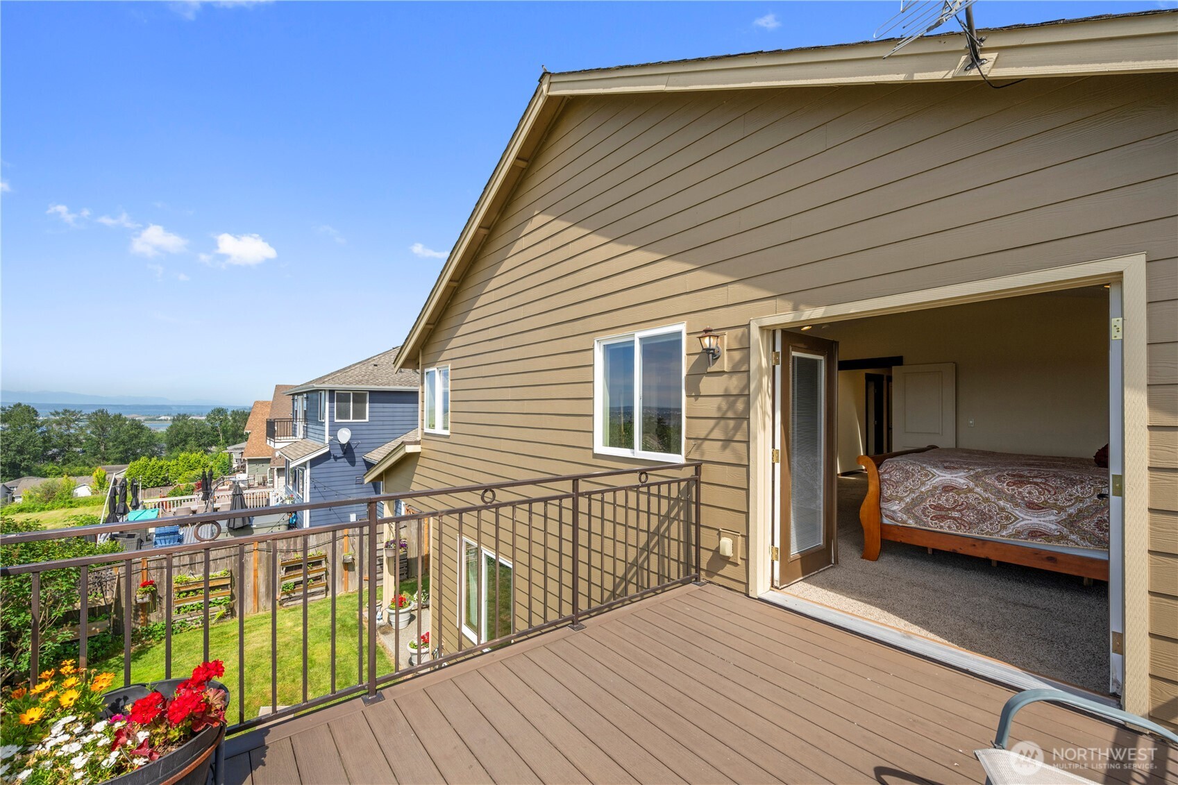 6916 37th Place Property Photo 21