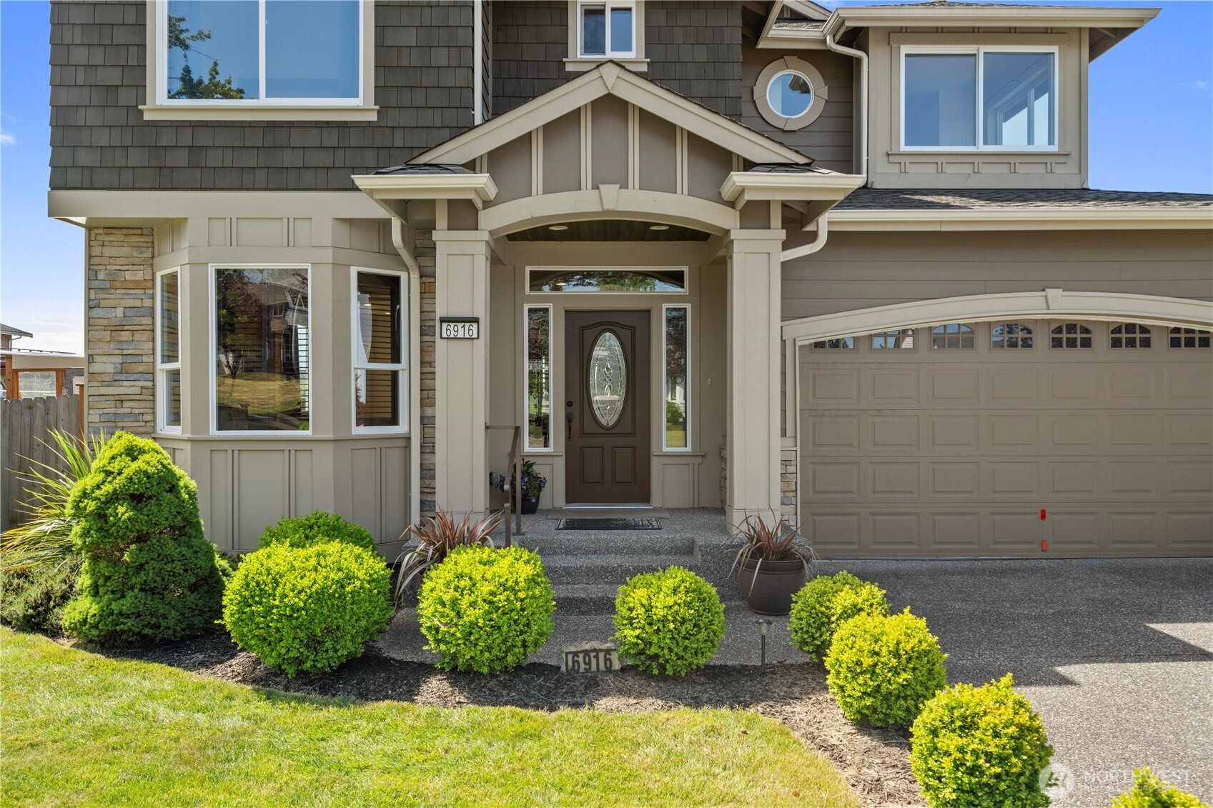 6916 37th Place Property Photo 35
