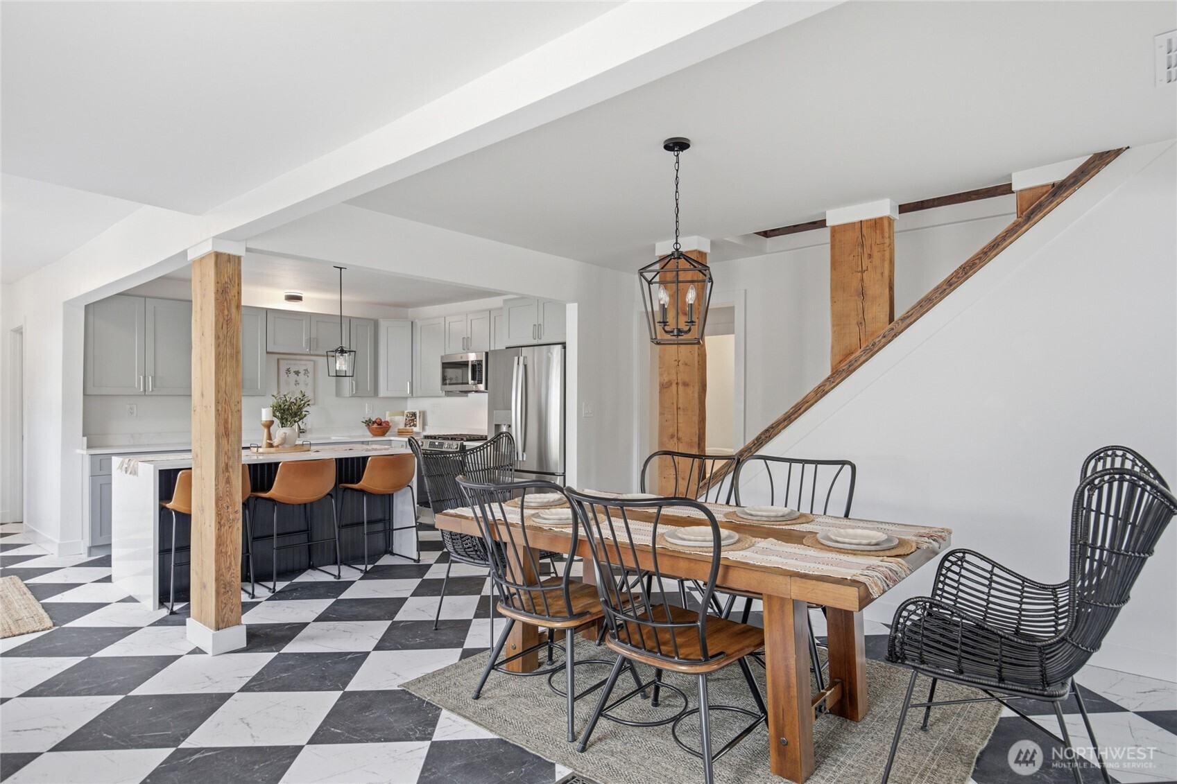 11822 24th Street Property Photo 5