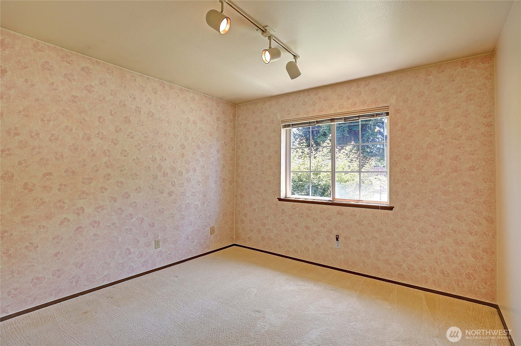 283 Meadow Drive Property Photo 18